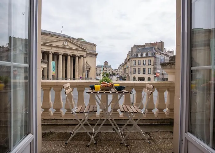 Renove Avec Terrasse Et Vue Unique ! Appartement